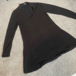 Black Dress with Choker and V-Neckline from Express | Size Medium